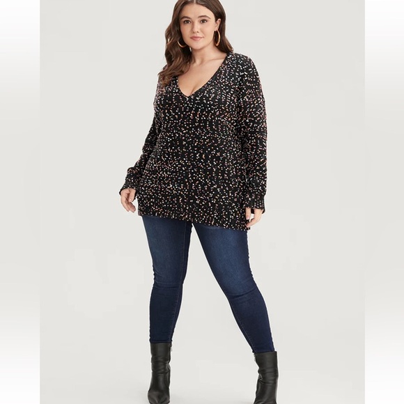 BloomChic Plus Size Color Ping Pong Yarns V Neck Popcorn Knit Top - Picture 4 of 8